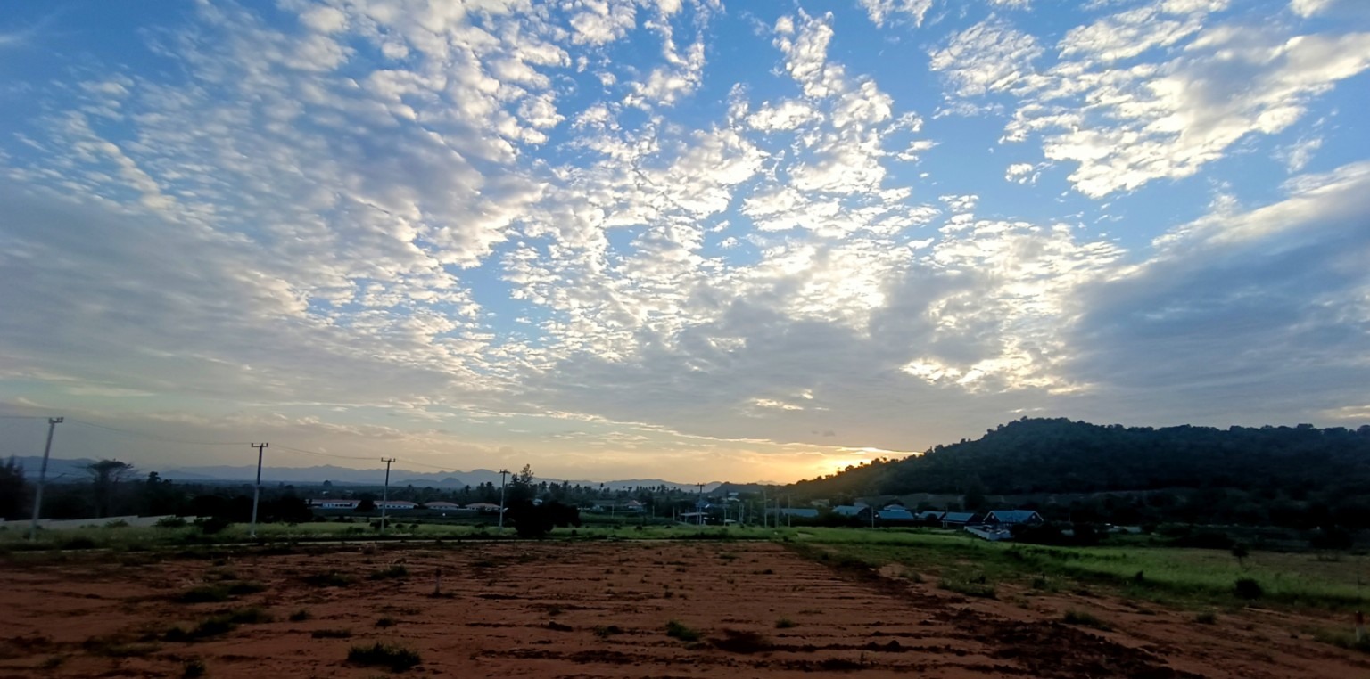 Actual Khao Din site and mountain sky